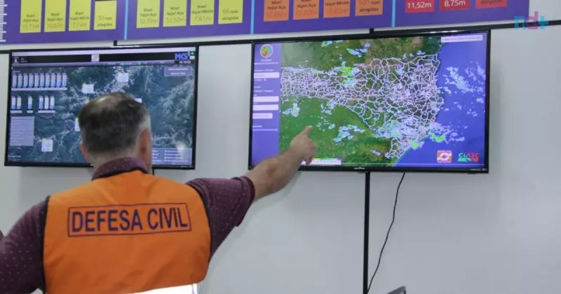 Litoral Norte tem alerta para chuva torrencial no fim de semana