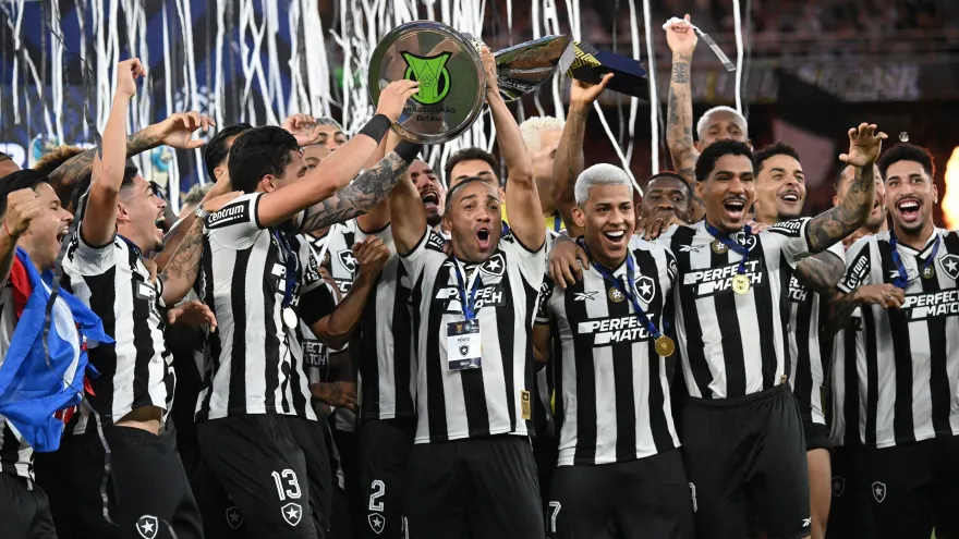 Botafogo vence o São Paulo e conquista o Brasileirão