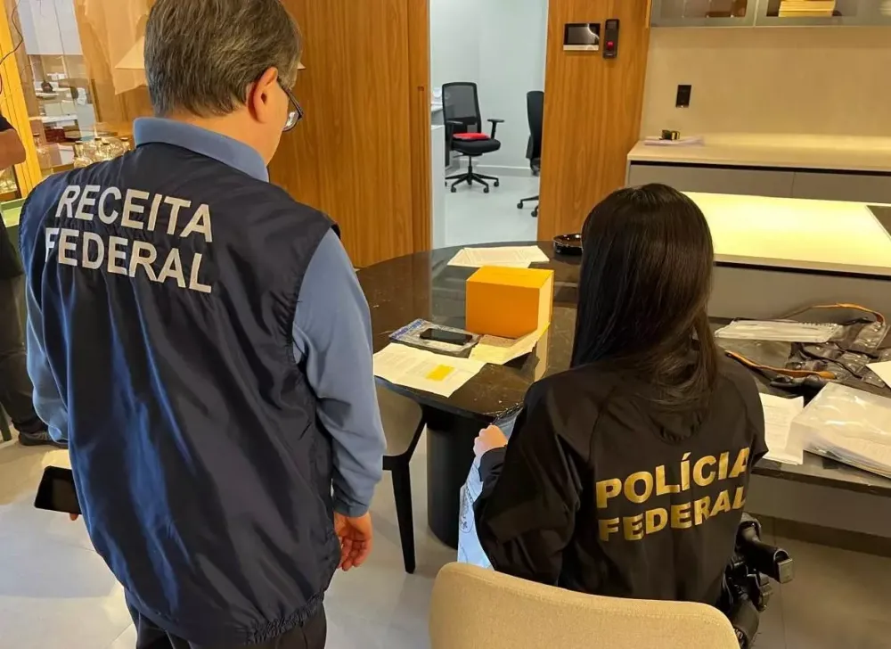 Operação sequestra R$ 20 milhões em bens de luxo de grupo criminoso em SC