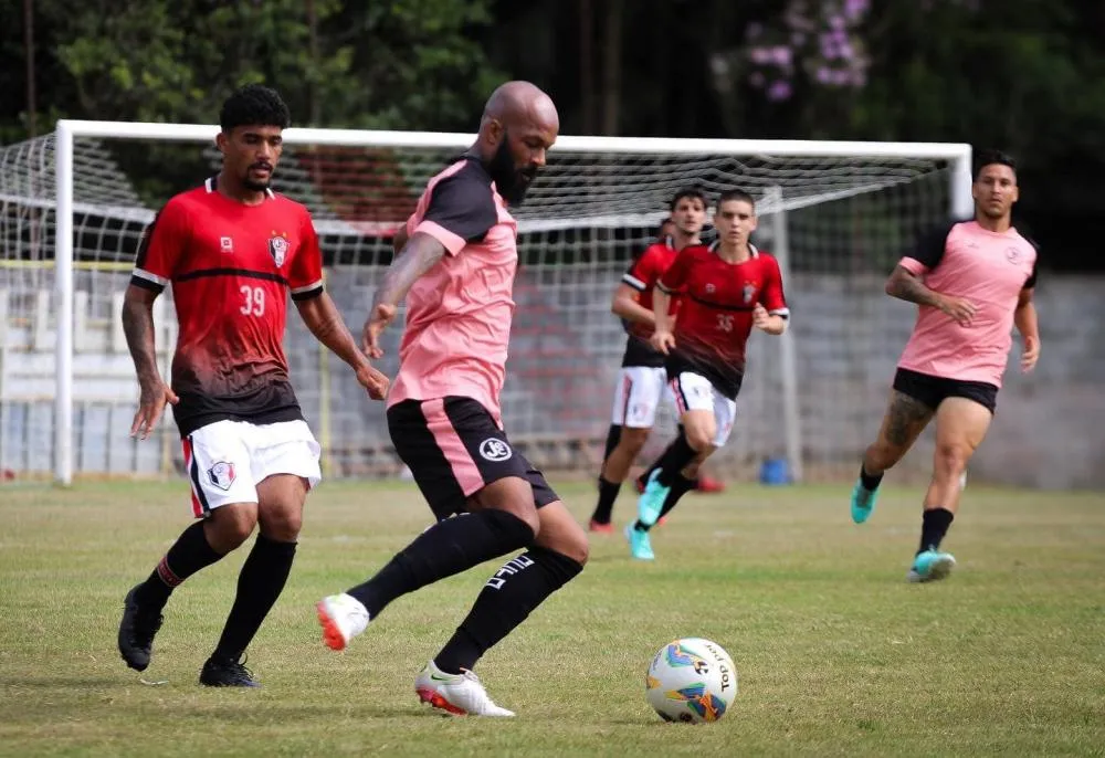 Saiba quem chegou, quem saiu e quem ficou no Joinville Esporte Clube