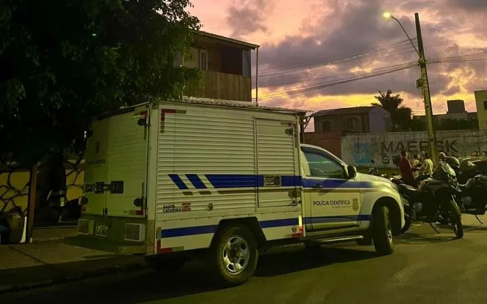 Pai encontra o filho morto em quitinete em Itajaí 