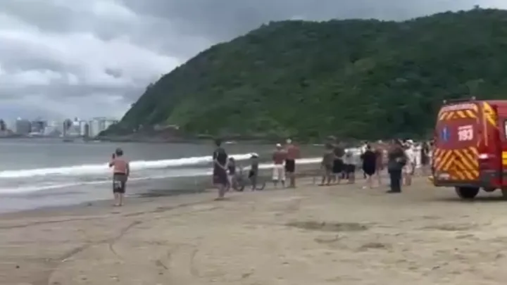 Encontrado o corpo do jovem que foi vítima de afogamento na praia de São Miguel, em Penha 