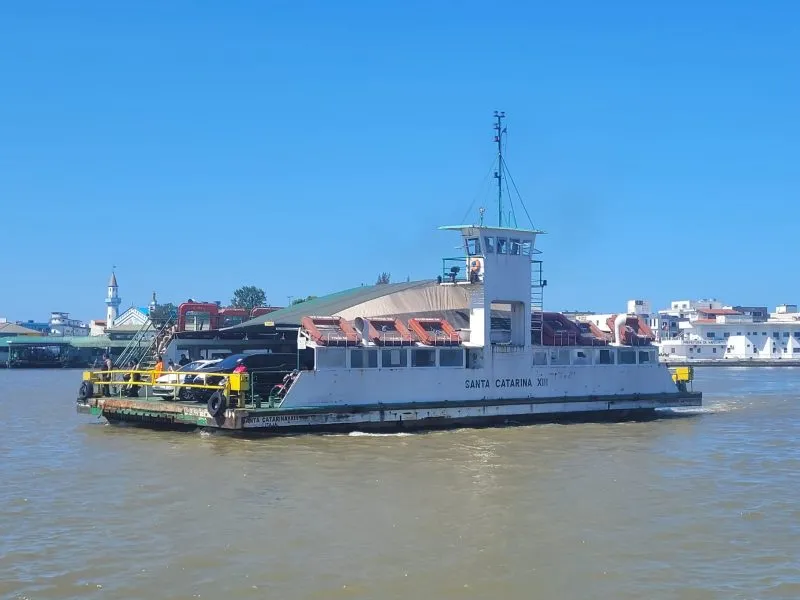 Ferry boat planeja nova rampa de acesso entre Itajaí e Navegantes