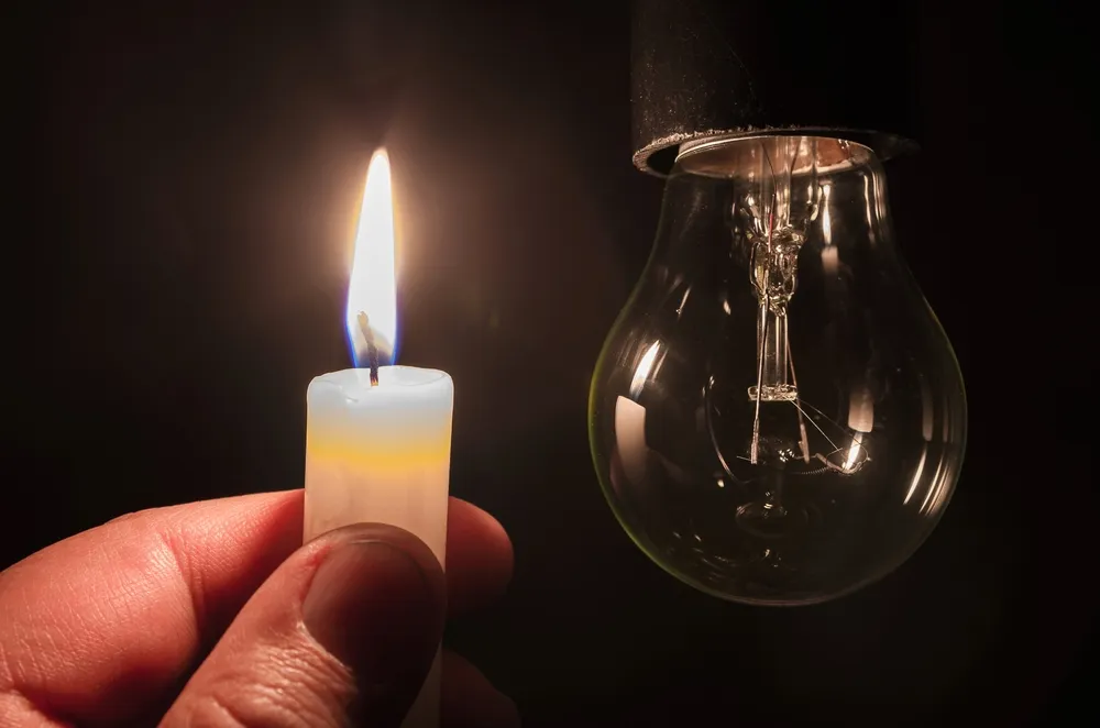 Quase 100 mil imóveis sem luz no fim de semana na região de Itajaí