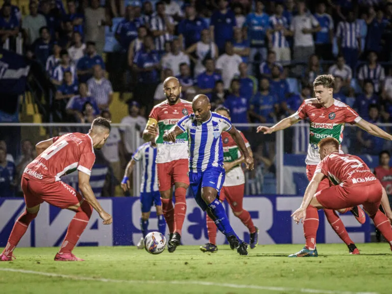 Conhecidos os primeiros classificados para as quartas de final do Catarinão 2025