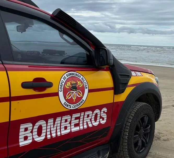 Banhista morre após afogamento na Prainha de São Miguel em Penha