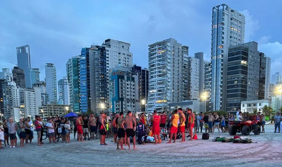 Adolescente de 13 anos morre afogado em Balneário Camboriú