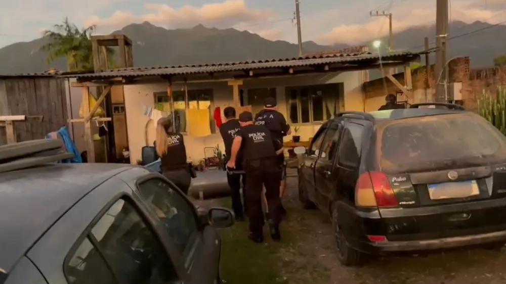 Grupo suspeito de fazer arrastões na BR-376 são alvos da polícia em SC e PR