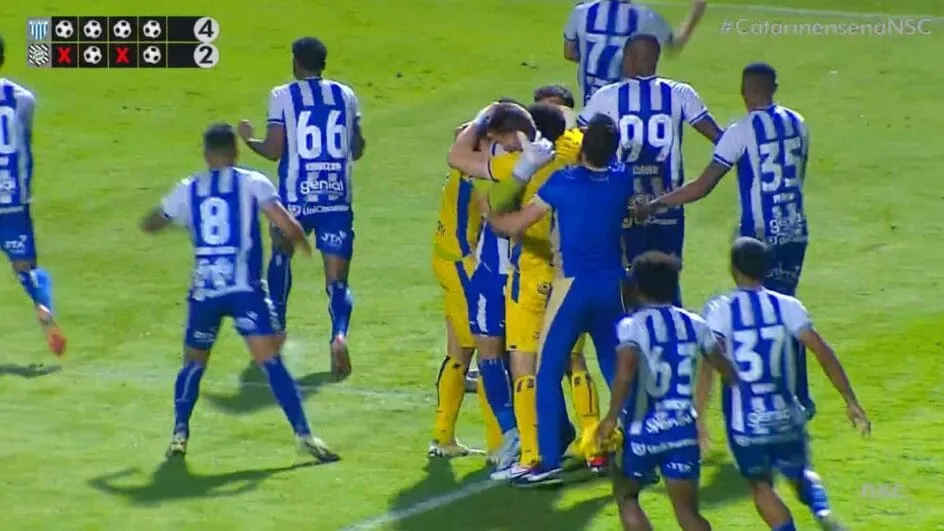 Avaí leva a melhor sobre o Figueirense e está na semifinal do Catarinão 