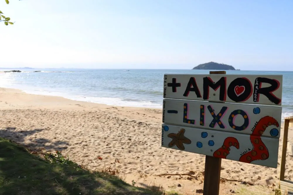 Praia da Saudade no Centro de Penha terá mutirão de limpeza neste sábado