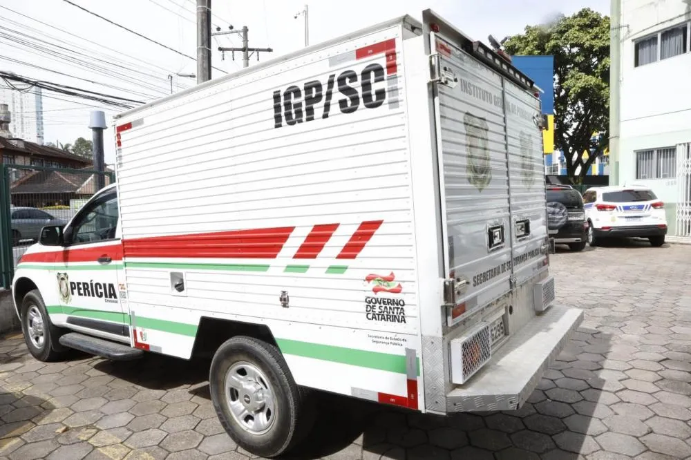 Mulher é encontrada morta carbonizada na Rua das Azaleias em Balneário Piçarras 