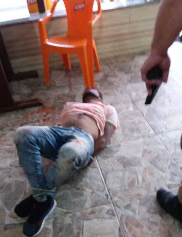 Barra Velha: Assaltante é imobilizado por populares no Bar do Boro no bairro São Cristóvão