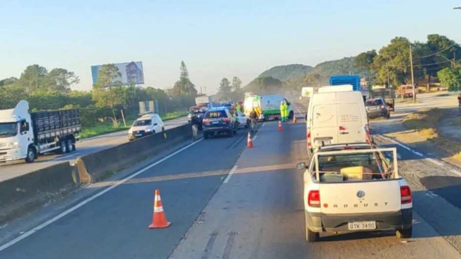 Pedestre morre atropelado no km 73 na BR-101 em Araquari