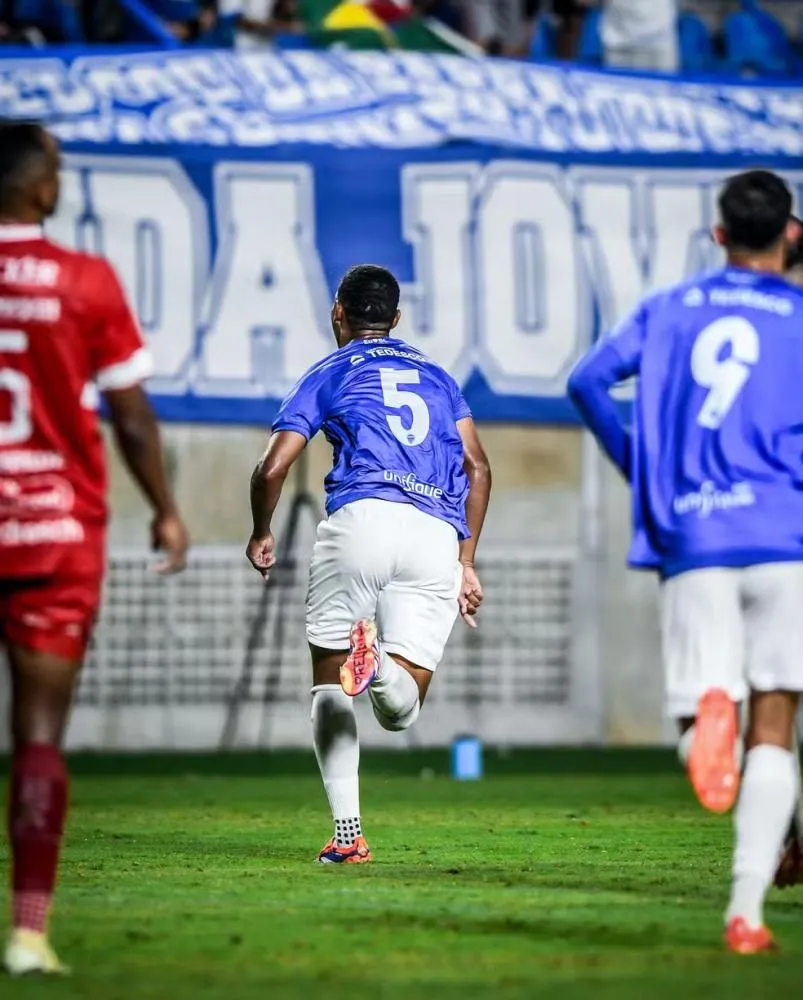 Barra bate o São Luiz por 3 a 0 e vence a primeira na Série D do Brasileiro
