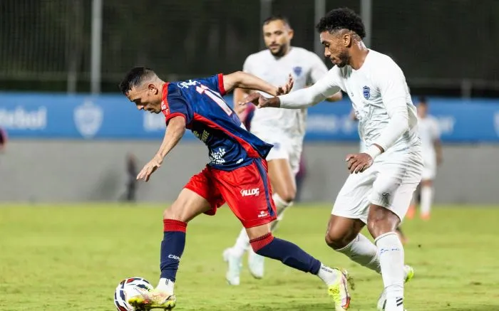 Barra faz dois gols em oito minutos e bate o Marcílio na Arena