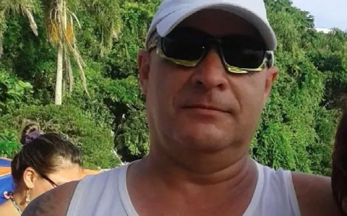Corpo aparece boiando na praia Central de Itapema