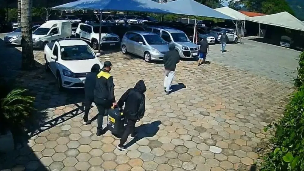Dez suspeitos de mega-assalto de carros de luxo em Jaraguá do Sul são presos