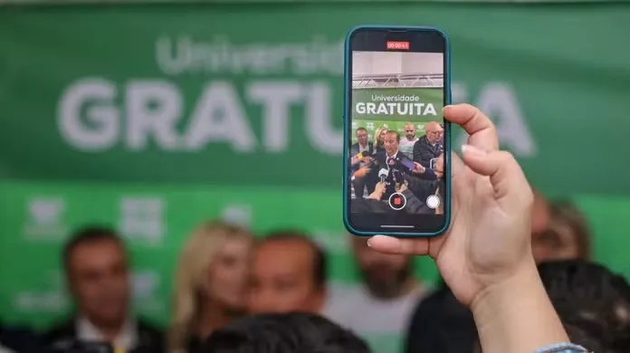 Investigações apontam que mais de 800 alunos milionários se beneficiavam do Universidade Gratuita em SC
