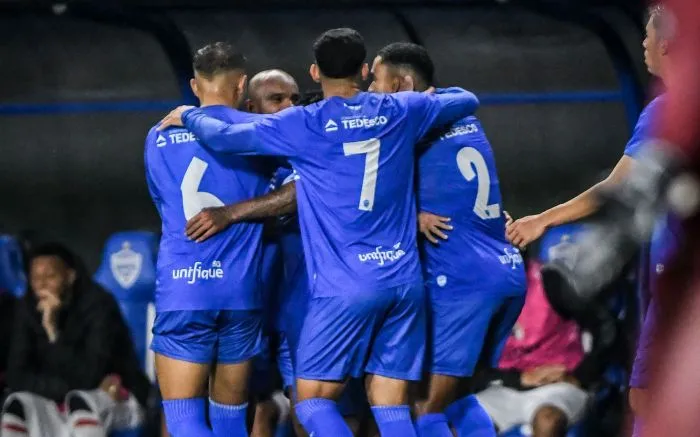 Barra vence o JEC e assume a liderança na Série D