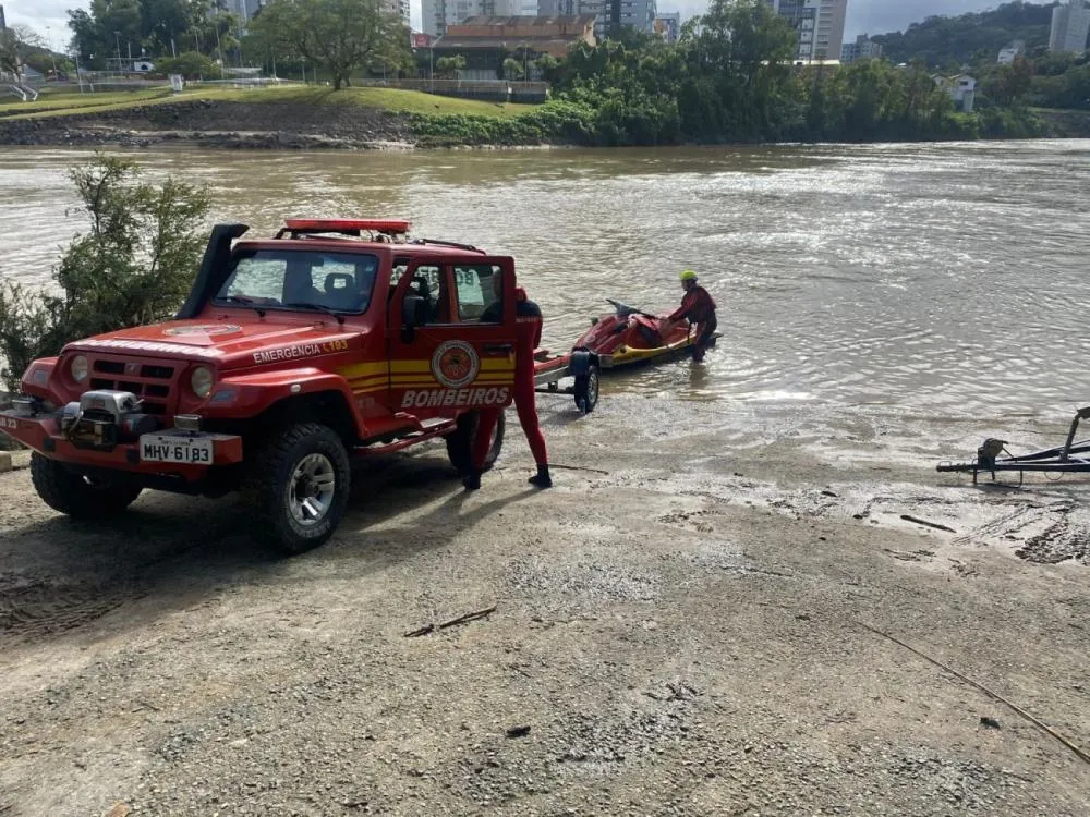 Corpo é encontrado em Gaspar após 7 dias de buscas no Rio Itajaí-Açu