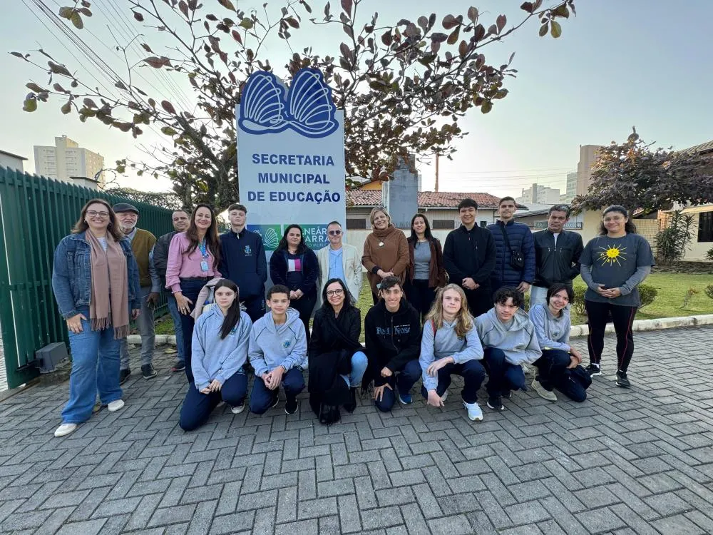 Alunos e professora de Balneário Piçarras recebem premiação na 19ª Olimpíada Brasileira de Matemática das Escolas Públicas