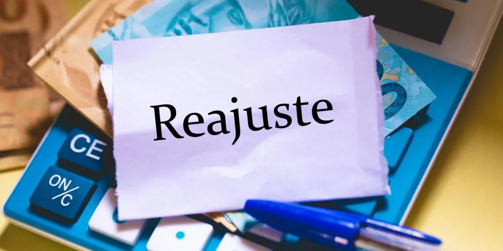 Alesc aprova reajuste salarial para servidores públicos: professores terão aumento de 11%