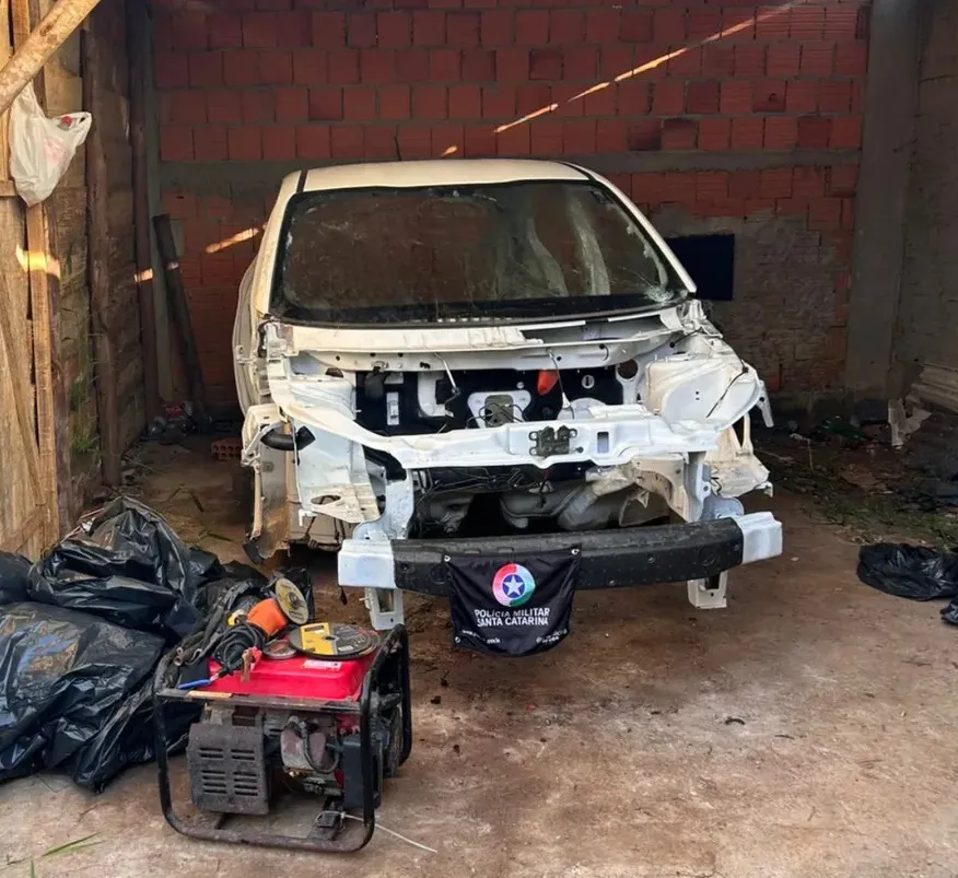 Homem é preso por desmanche de veículo em Barra Velha