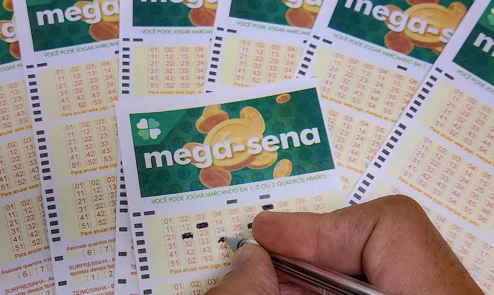 Morador de Balneário Piçarras fatura bolada na Mega-Sena