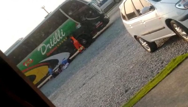 Penha: Ônibus de sacoleiros é assaltado na BR-101 no bairro São Nicolau