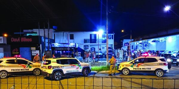 Apanhou: Suspeito de aliciar duas menores é agredido por populares no bairro Cidade Nova em Itajaí