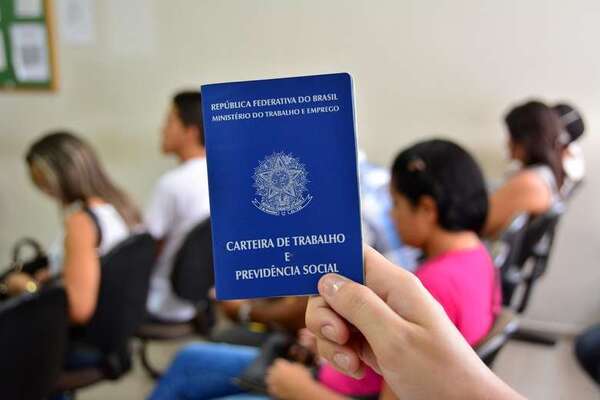 Há vagas: Sine de Balneário Piçarras oferece 86 vagas de trabalho