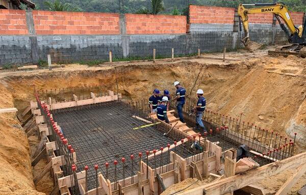 Construção da ETA Penha avança com conclusão de parte da concretagem