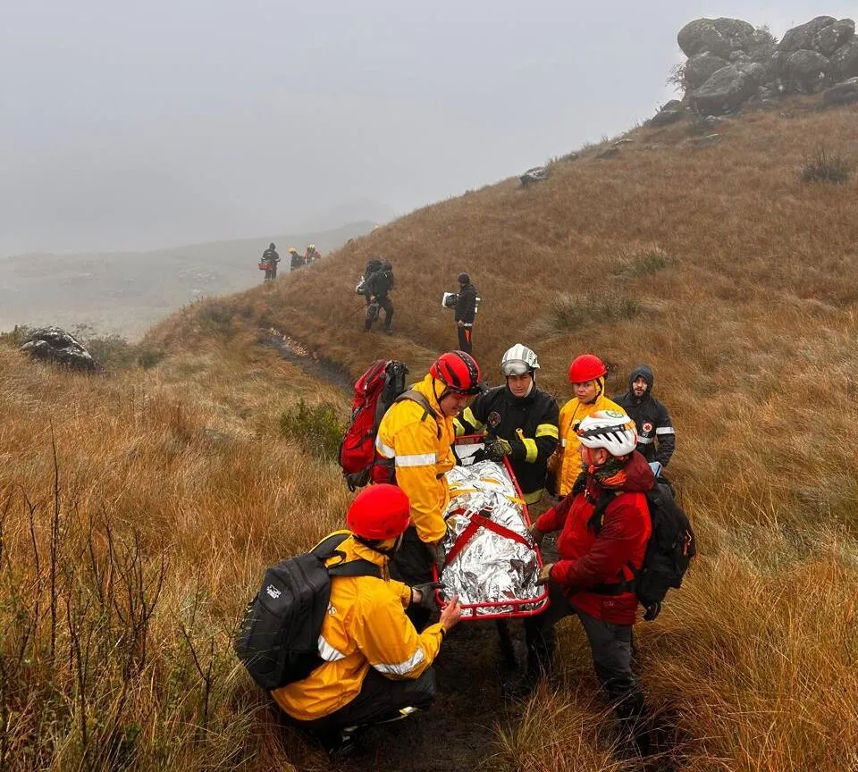 Homem passa mal e morre em trilha da Pedra da Tartaruga em Garuva