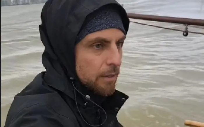 Professor da Associação Náutica morre após veleiro ser atingido por ventania na costa de Navegantes