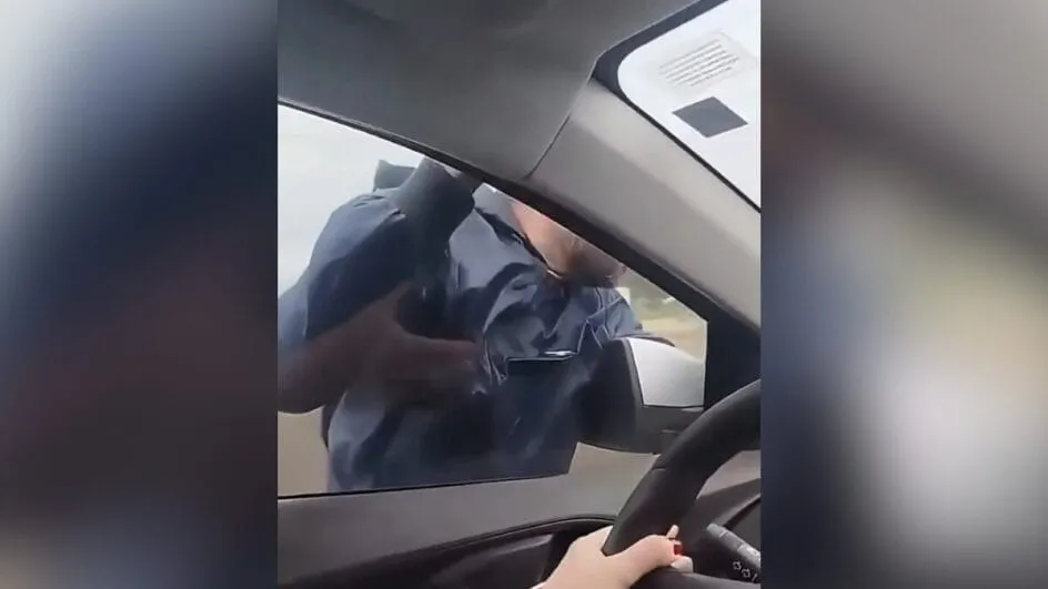 Homem é arrastado na BR-101 ao tentar entrar em veículo em movimento em Itajaí