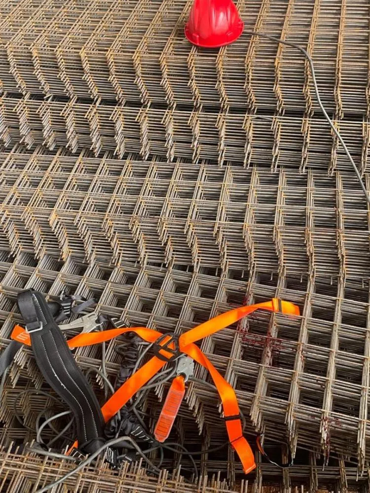 Equipamento de segurança falha e trabalhador morre após queda de 15 metros em Itajaí