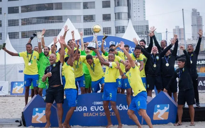 Brasil é campeão da Conmebol Liga Evolución de Beach Soccer em Itajaí