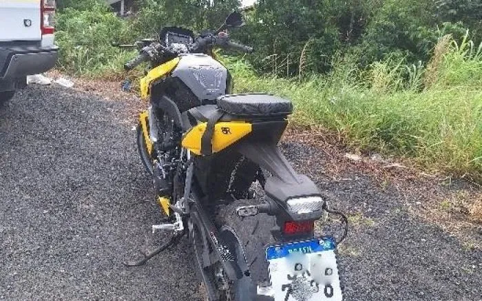 Motociclista e carona ficam feridos em acidente na Transbeto