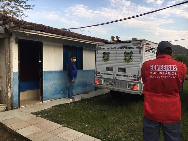 Navegantes: Mulher morre ao cair e quebrar vaso sanitário em boate na SC-414