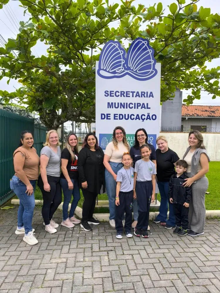 Alunos e professores de Balneário Piçarras participam de etapa estadual da Feira Catarinense de Matemática