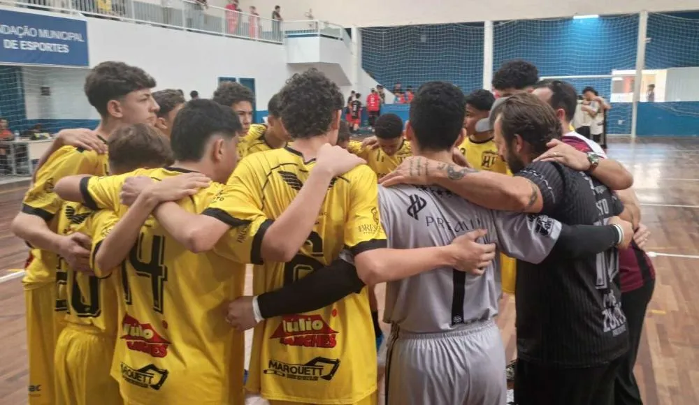 Flexa Negra e União estão na final do Municipal Futsal de Penha categoria Sub-14