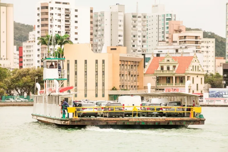 Ferry boat terá que aceitar cartão como forma de pagamento