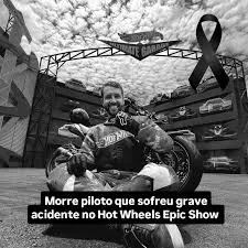 Piloto morre após acidente em show com manobras radicais no Parque Beto Carrero
