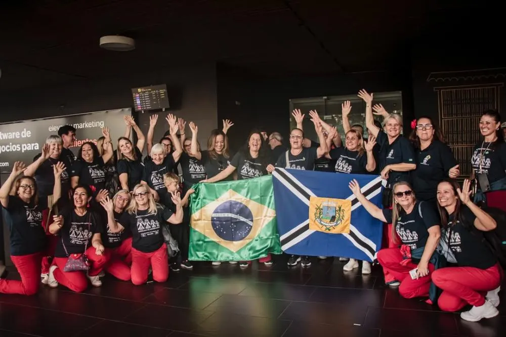  APAB de Balneário Piçarras leva a cultura brasileira ao Festival Internacional de Dança na Colômbia