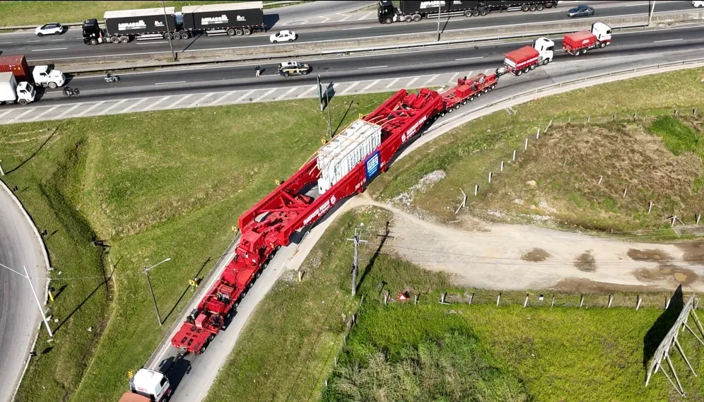 Carga gigante do tamanho de um prédio de 29 andares vai bloquear trechos das rodovias de SC
