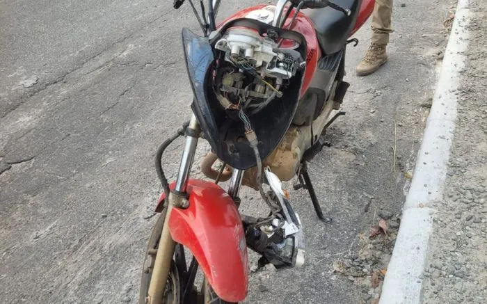 Motociclista que morreu na Osvaldo Reis saía da festa de confraternização de Natal