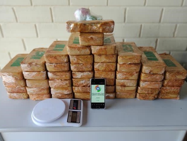 Cerca de R$ 2 milhões em drogas são apreendidos em Navegantes e Blumenau
