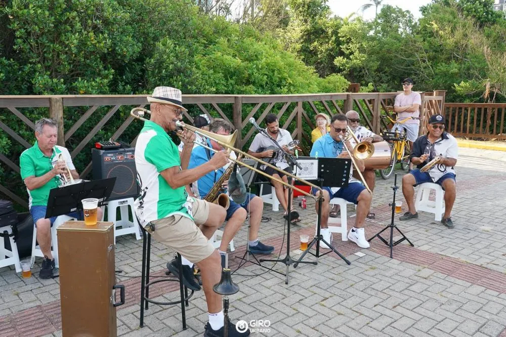 Amanhã rola o “Chorinho na Orla” 17h às 19h próximo ao molhe da Avenida Getúlio Vargas em Balneário Piçarras