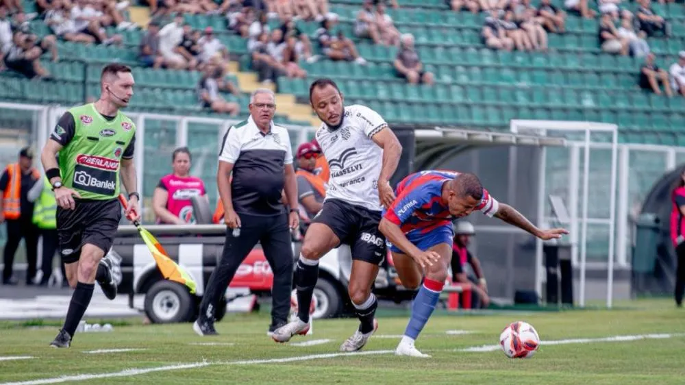 Figueirense e Barra vencem na segunda rodada do Catarinão