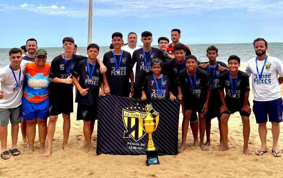 Flexa Negra conquista o vice-campeonato na categoria sub-15 no Beach Soccer de Barra Velha